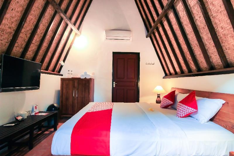 Отель Reddoorz At Ocean 2 Гили Траванган Экстерьер фото